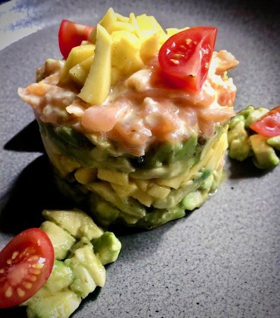 Lachstatar mit Avocado und Mango - Die Pfanne von harecker.de