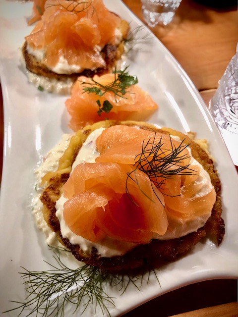 Blinis mit Räucherlachs - Die Pfanne von harecker.de