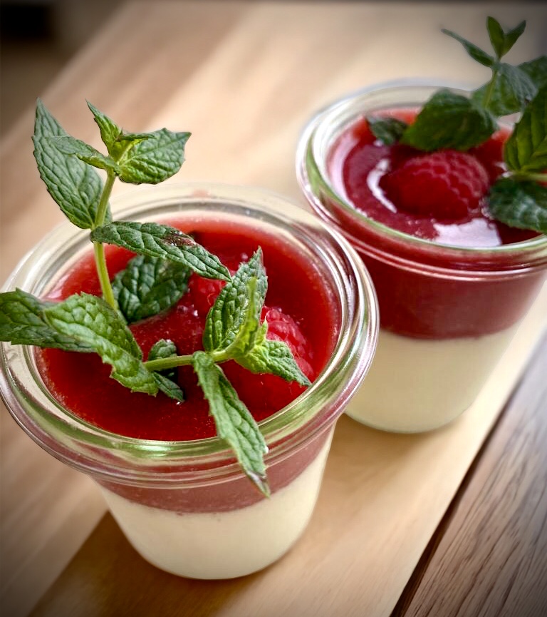 Himbeer-Panna-Cotta - Die Pfanne von harecker.de