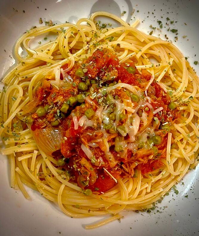 Spaghetti mit Thunfischsoße - Die Pfanne von harecker.de