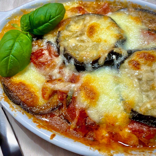 Auberginenauflauf &amp;quot;Parmigiana di Melanzane&amp;quot; - Die Pfanne von harecker.de